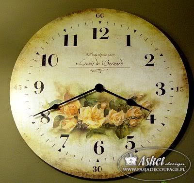zegar z różami vintage