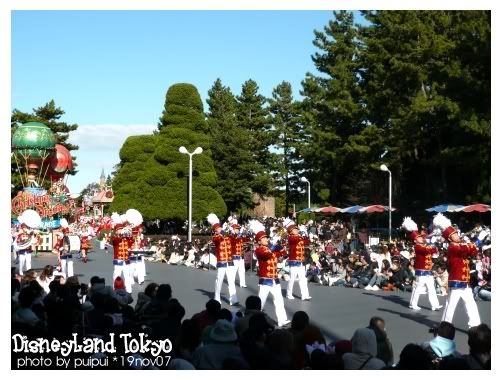 JAPAN
.