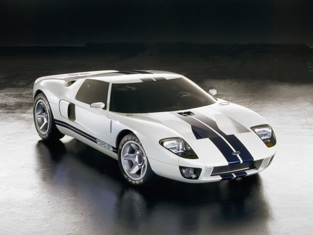 Ford-GT-White-Blue-Front-Angle-1280x960.jpg