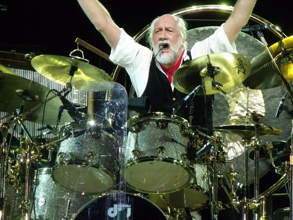 Fleetwood Mac Rumours Click on song title to get lyrics and comment on them: