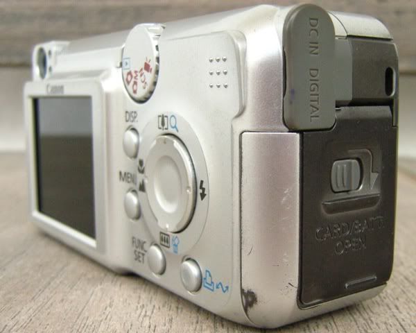 Canon PowerShot A460_Silver_SN 4346011745_Belakang-Kanan