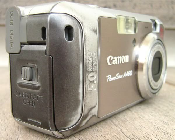Canon PowerShot A460_Silver_SN 4346011745_Kanan-Depan