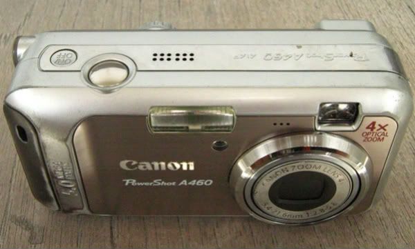 Canon PowerShot A460_Silver_SN 4346011745_Depan-Atas