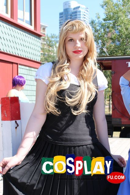 Aurora Cosplay from Sleeping Beauty Aurora Cosplay