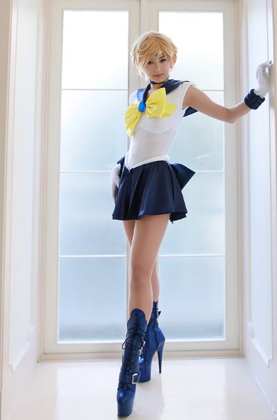 zu Deutsch Schöne Mädchenkriegerin Sailor Moon Ferne Herrscherin des Himmels Cosplay zu Deutsch Schöne Mädchenkriegerin Sailor Moon Ferne Herrscherin des Himmels Cosplay