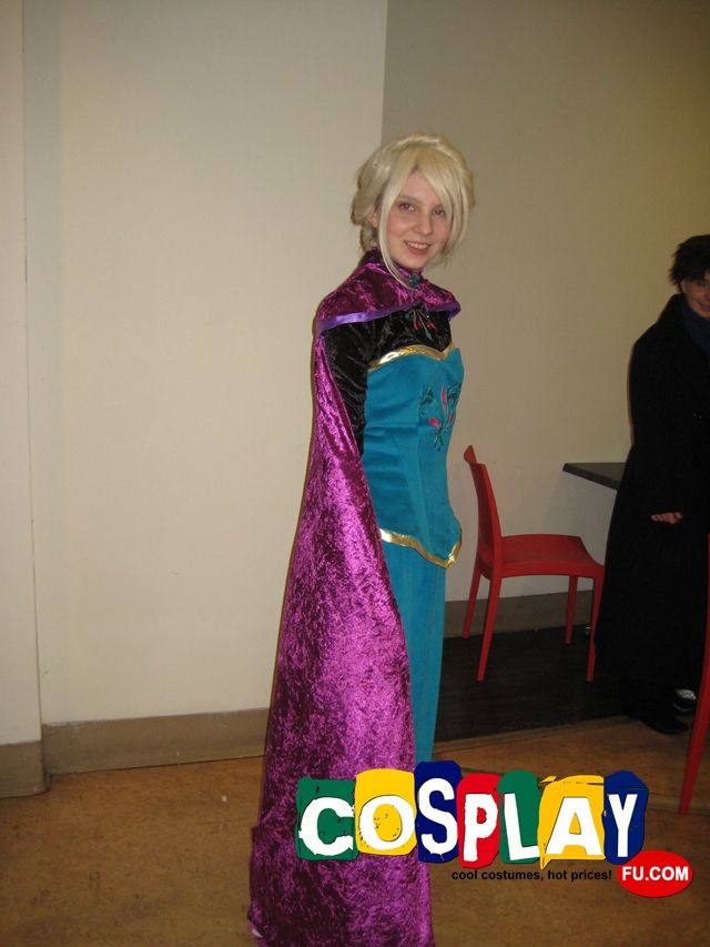 Elsa Cosplay from Frozen Elsa Cosplay