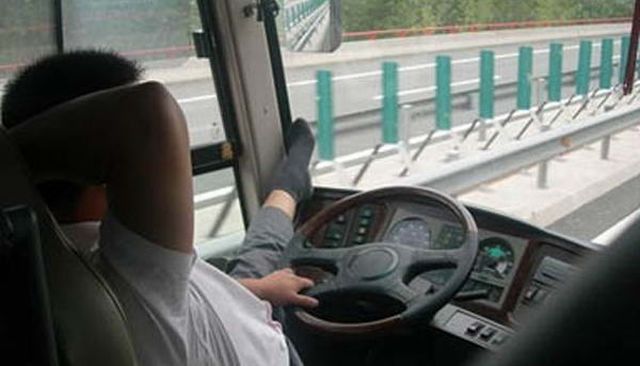 Bila ingin pulang selamat, hindari naik bus bila pergi ke Cina