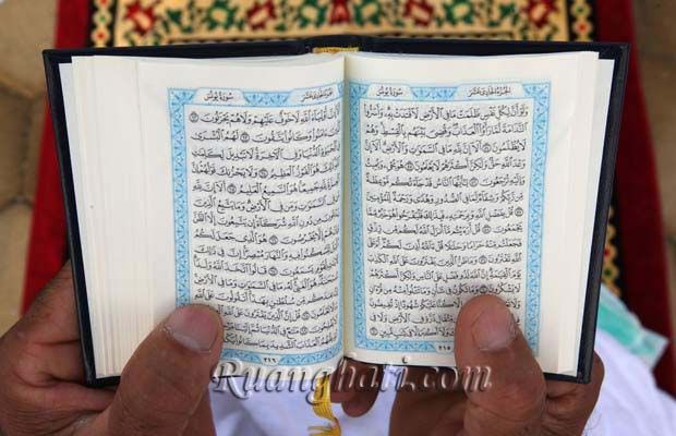 Foto-foto puncak pelaksanaan ibadah haji, wukuf di Arafah dan melontar Jumrah di Mina "foto ibadah haji"
