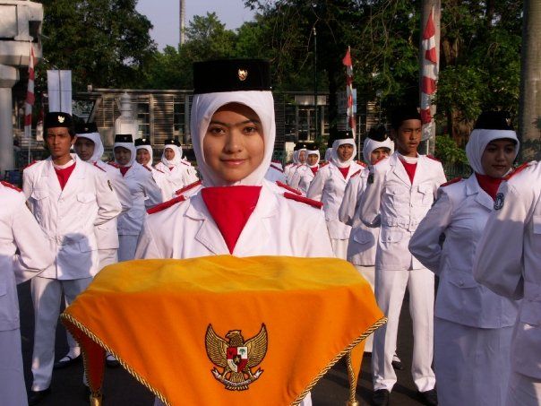 Foto-foto Putri Indonesia 2009, Setelah menjalani proses panjang, akhirnya mahkota (crowne) Puteri Indonesia 2009 diboyong oleh Qory Sandioriva, wakil dari Nangroe Aceh Darussalam. Sebelumnya, Qory sempat memicu kontoversi lantaran memilih melepas kerudung yang sudah menjadi kesehariannya guna mengikuti ajan pemilihan putri Indonesia. Foto-foto Putri Indonesia 2009, Setelah menjalani proses panjang, akhirnya mahkota (crowne) Puteri Indonesia 2009 diboyong oleh Qory Sandioriva, wakil dari Nangroe Aceh Darussalam. Sebelumnya, Qory sempat memicu kontoversi lantaran memilih melepas kerudung yang sudah menjadi kesehariannya guna mengikuti ajan pemilihan putri Indonesia.