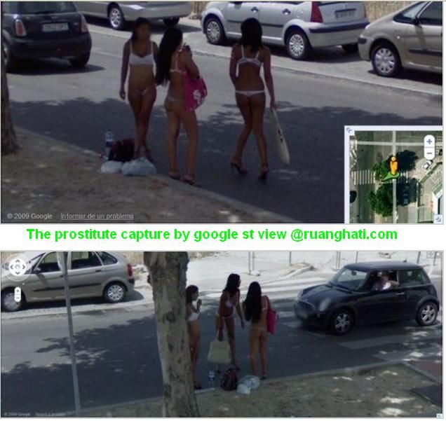Para PSK jalanan yang sedang tunggu pelanggan tertangkap oleh google street view