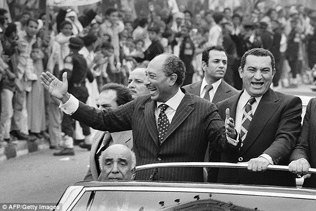 Hosni Mubarak Step Down