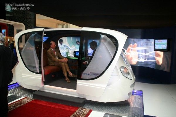Konsep kendaraan ramah  lingkungan yang dirancang serba otomatis di Masdar City
