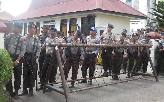 Tarakan Riot,Dayak Tidung and Bugis Ethnic